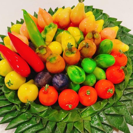 Edible Mini Fruit Sculptures (look choop)
